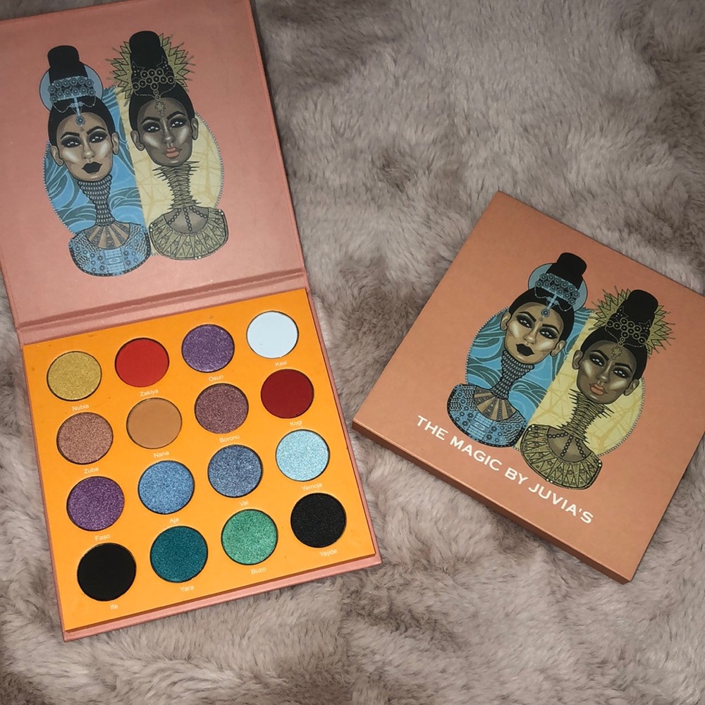 Eyeshadow palette